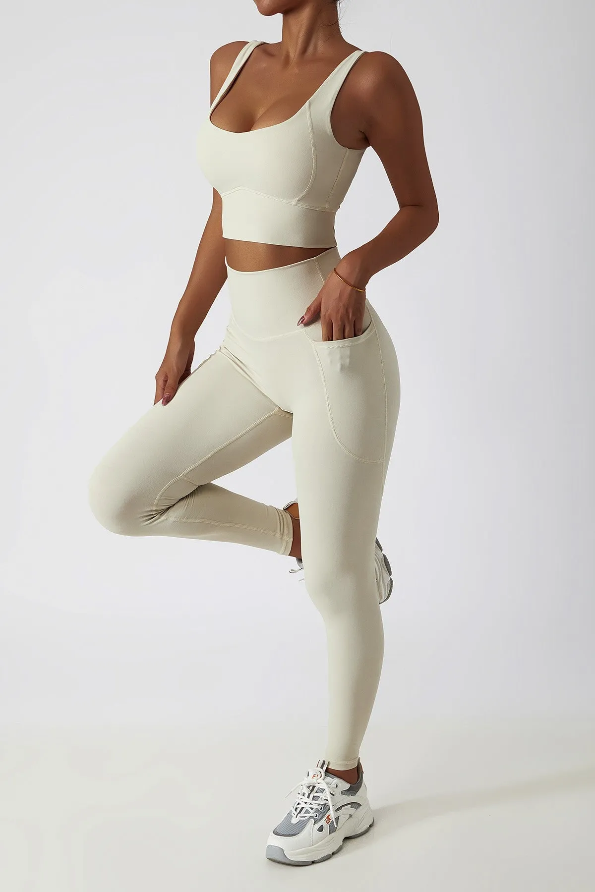Cloud-Soft Workout Leggings with Pockets