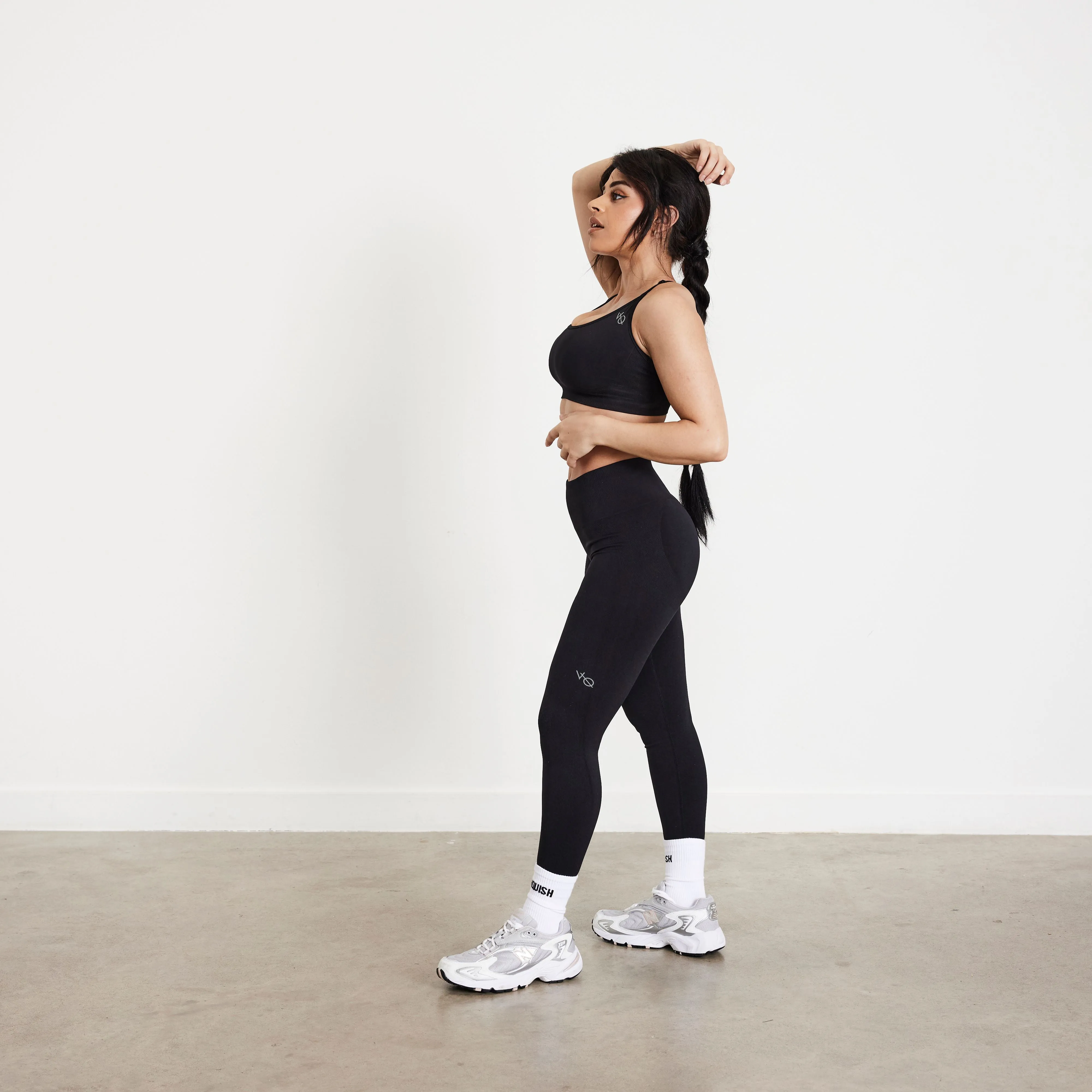 Vanquish Elevate Seamless Petite Black Leggings